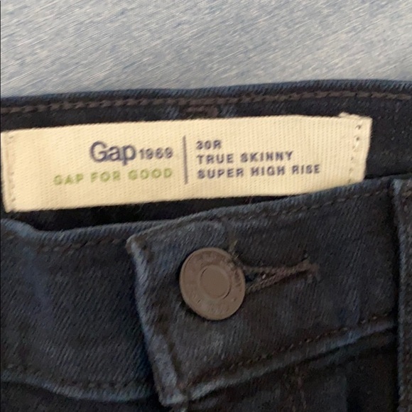 Super skinny high rise dark GAP jean size 30R - Picture 3 of 3